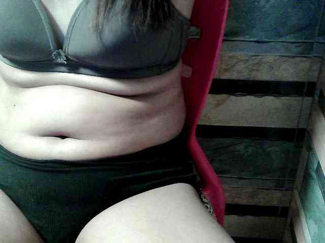 HornyNica webcam