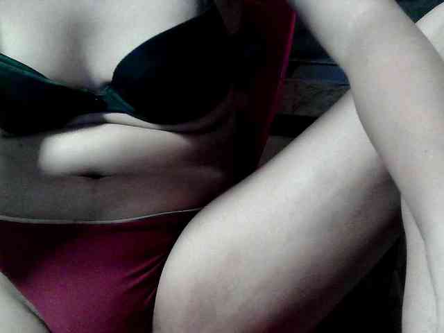HornyNica webcam