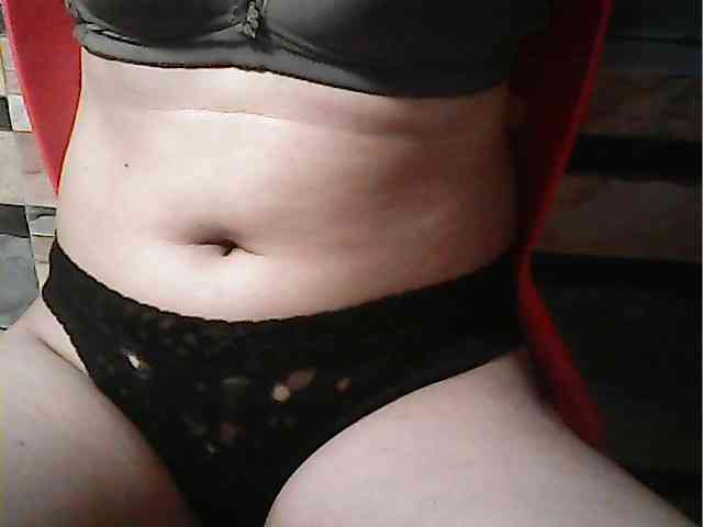HornyNica webcam