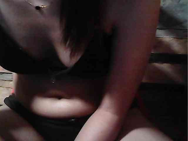HornyNica webcam