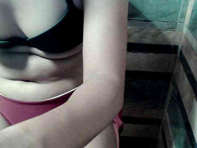 HornyNica webcam