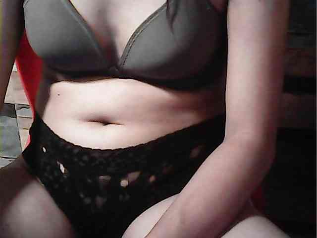 HornyNica webcam