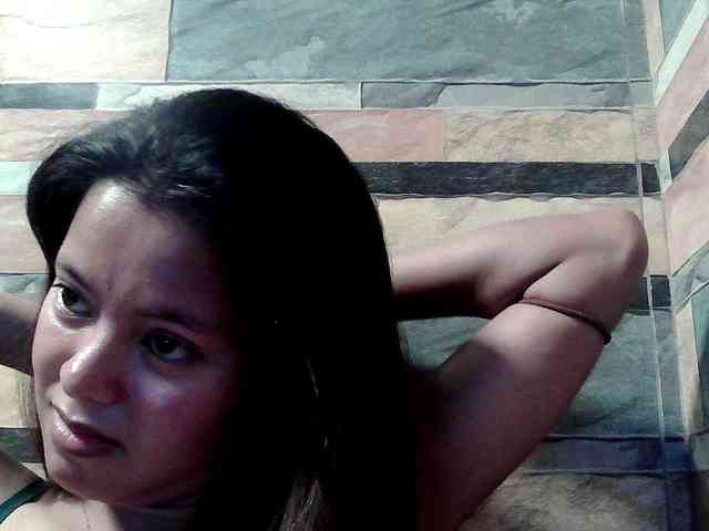HornyNica webcam