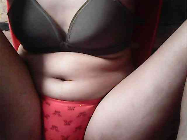 HornyNica webcam