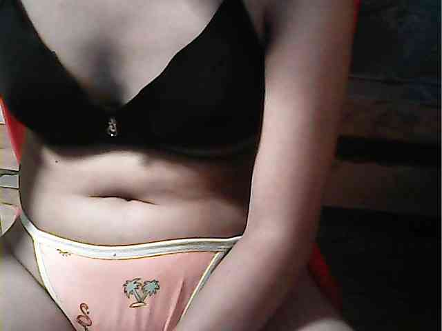 HornyNica webcam