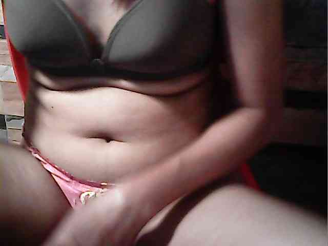 HornyNica webcam