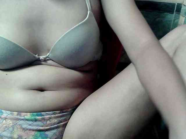 HornyNica webcam