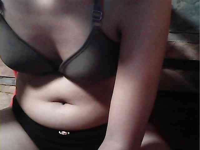 HornyNica webcam