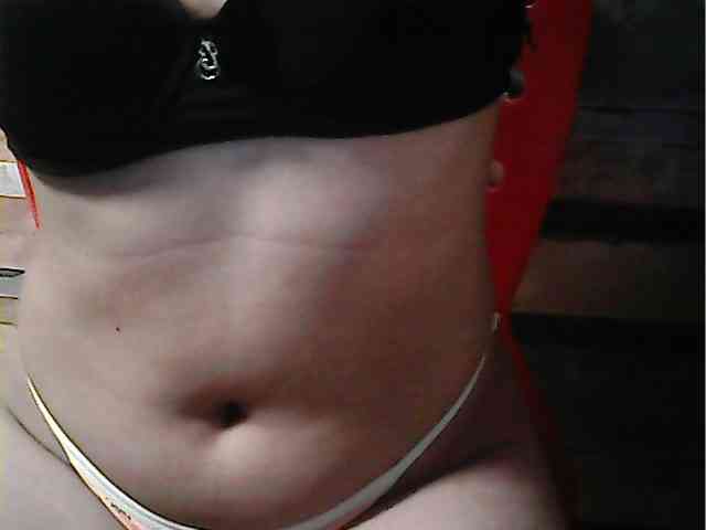 HornyNica webcam
