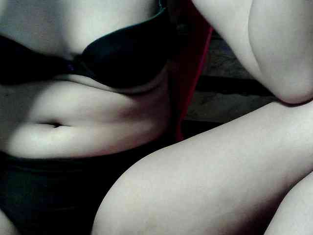 HornyNica webcam