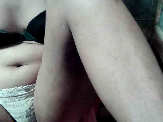 HornyNica webcam