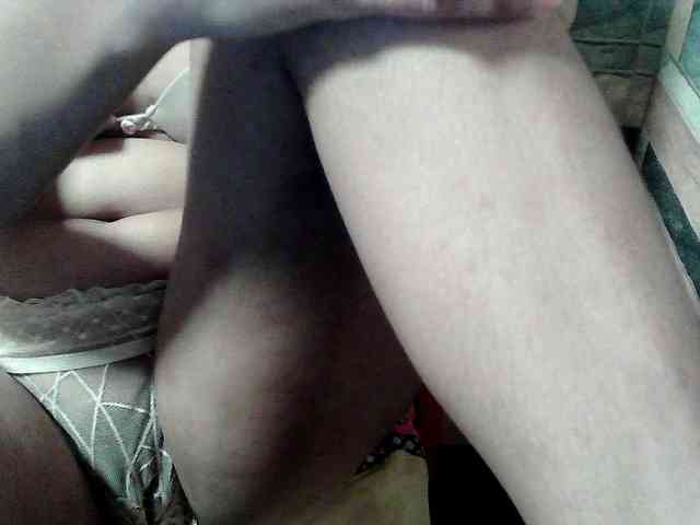 HornyNica webcam