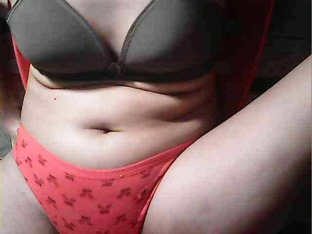 HornyNica webcam