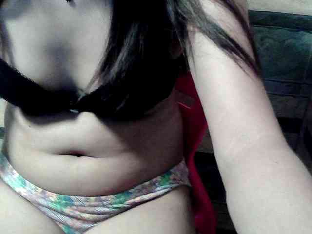 HornyNica webcam