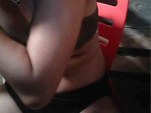 HornyNica webcam