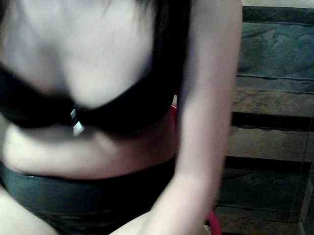 HornyNica webcam