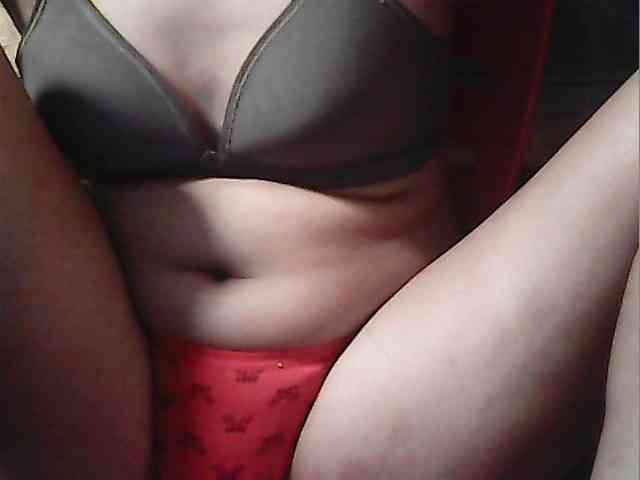 HornyNica webcam
