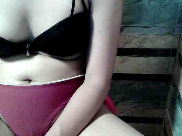 HornyNica webcam