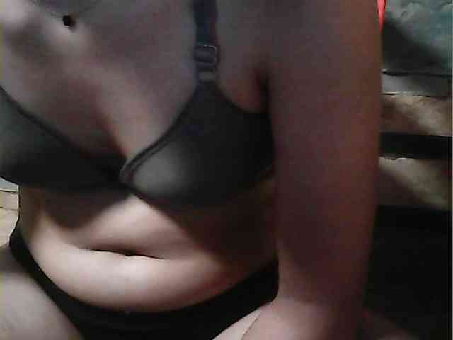 HornyNica webcam