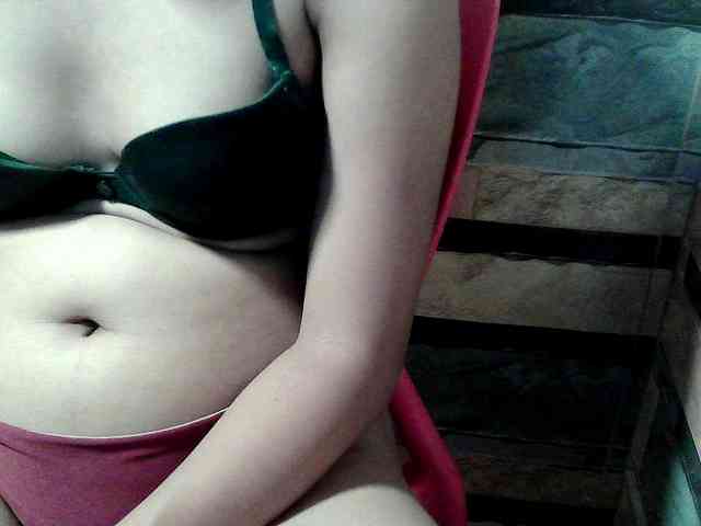 HornyNica webcam