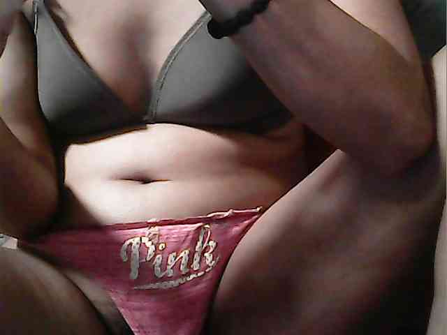 HornyNica webcam