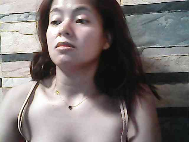 flowerhairypinay Live Webcam on BongaCams