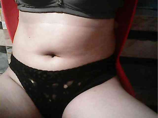 HornyNica webcam