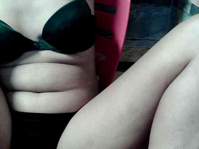 HornyNica webcam