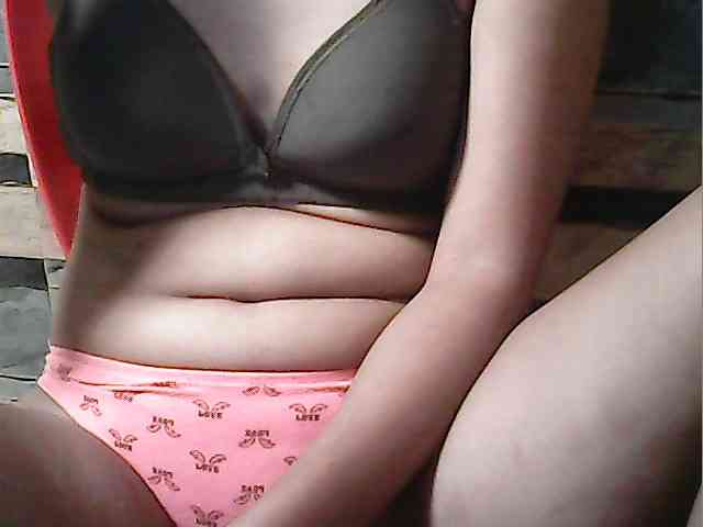 HornyNica webcam