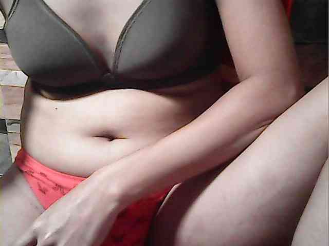 HornyNica webcam