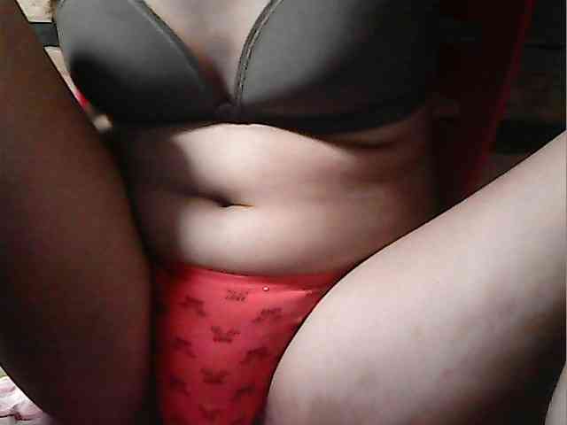 HornyNica webcam