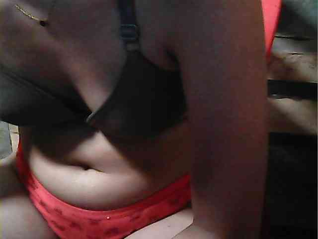 HornyNica webcam