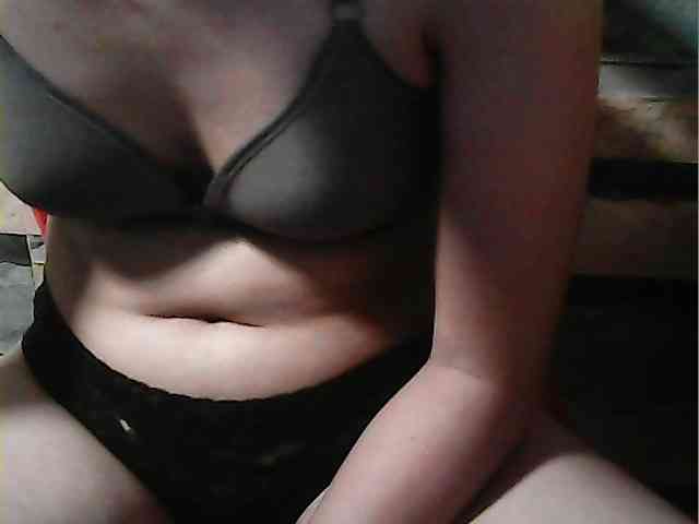 HornyNica webcam