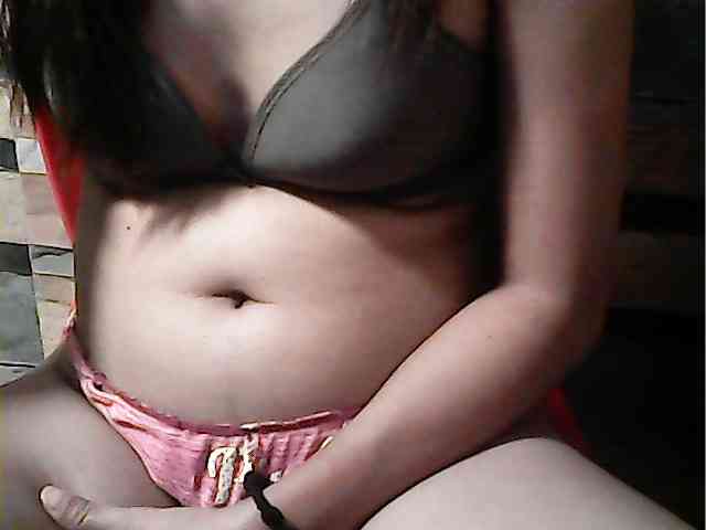 HornyNica webcam