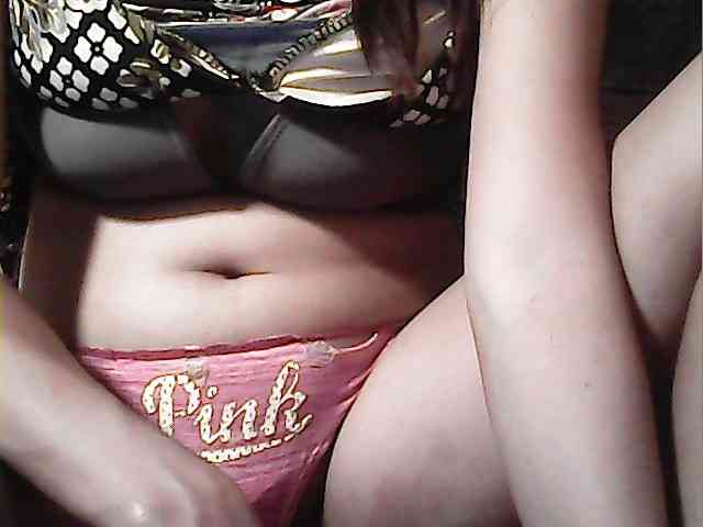 HornyNica webcam