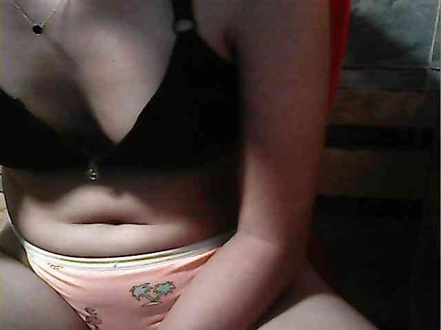 HornyNica webcam