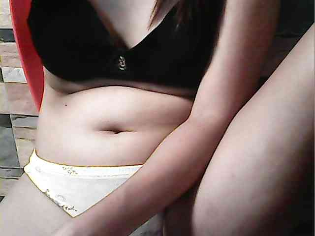HornyNica webcam