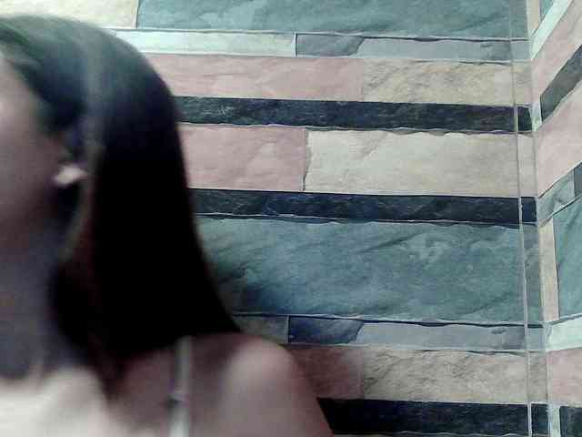 HornyNica webcam
