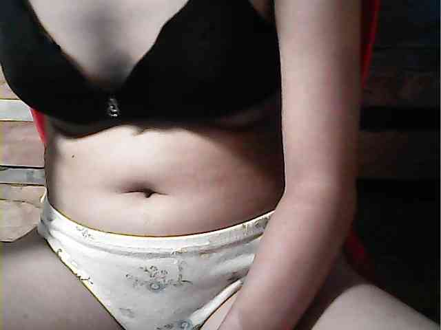 HornyNica webcam
