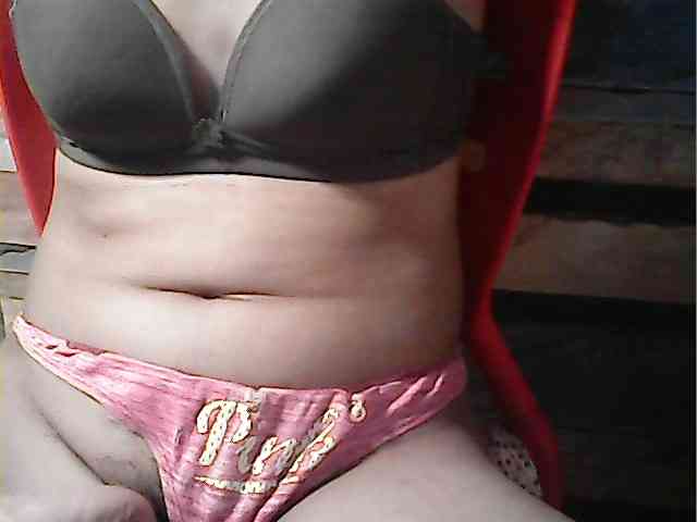HornyNica webcam