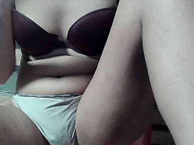 HornyNica webcam