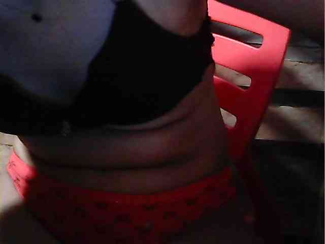 HornyNica webcam