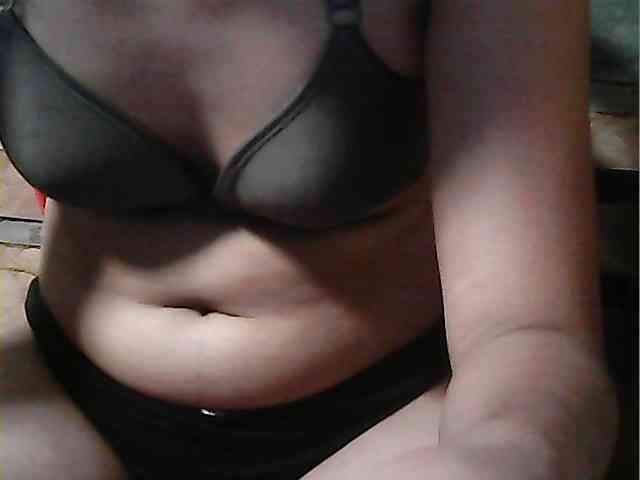 HornyNica webcam