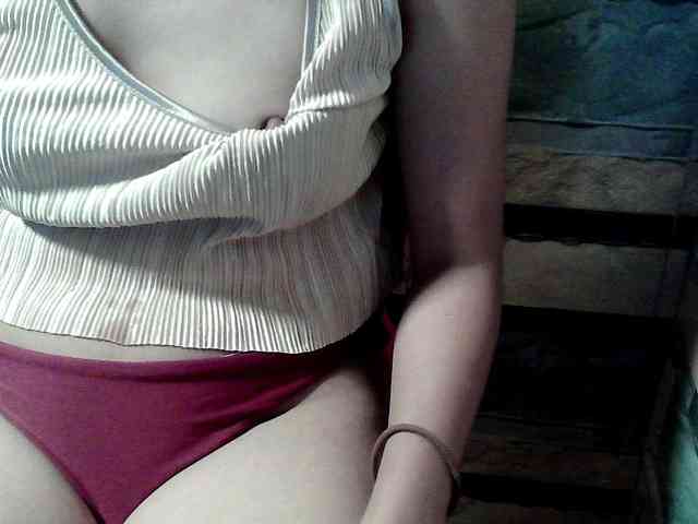 HornyNica webcam