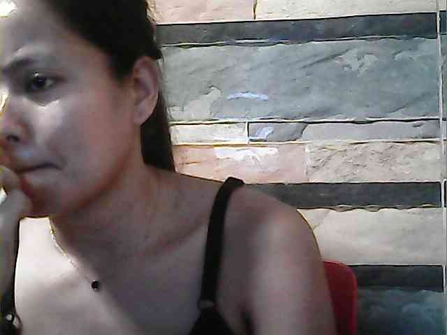 HornyNica webcam