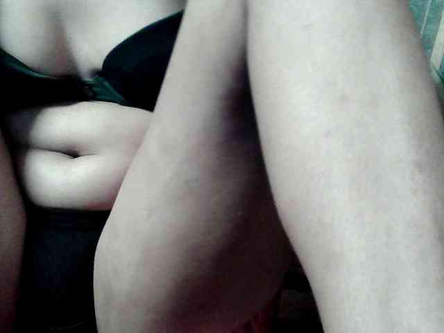 HornyNica webcam