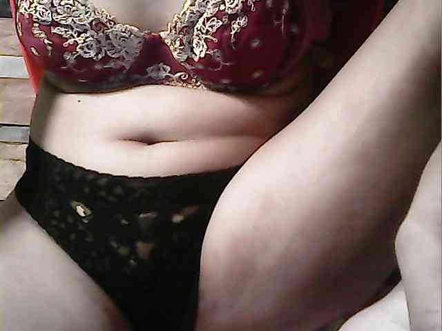 HornyNica webcam