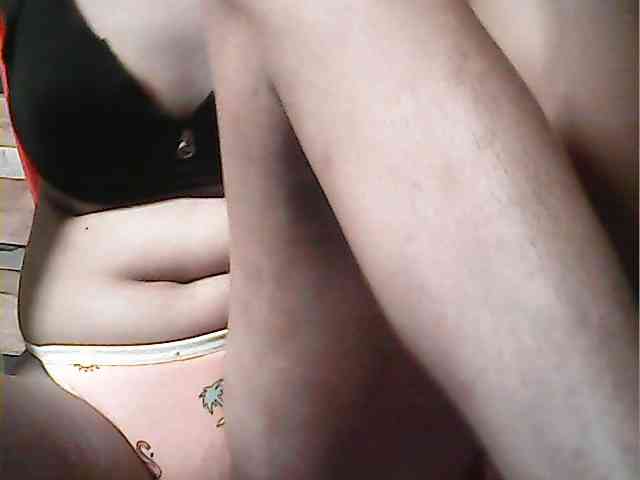 HornyNica webcam