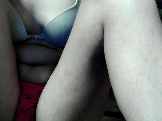 HornyNica webcam