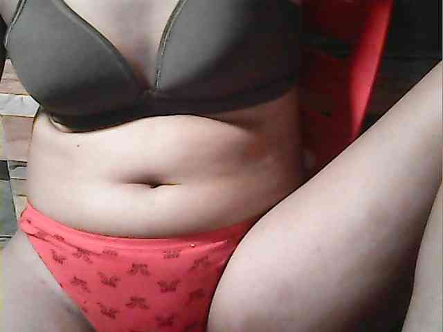 HornyNica webcam
